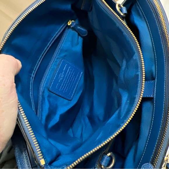 Coach F36606 Christie Carryall Crossbody HandBag Purse Blue Crossgrain Leather - Picture 9 of 10